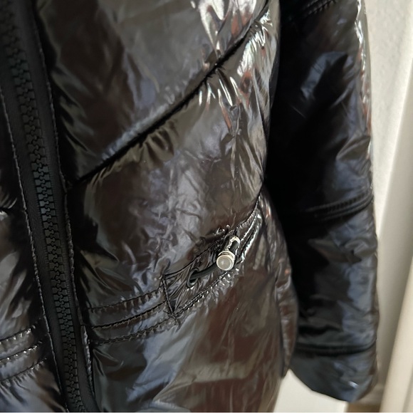 BBJ Hooded Puffer Jacket in Black Women’s Size Large Shiny Rain Snow Puffy Zip - Picture 5 of 8